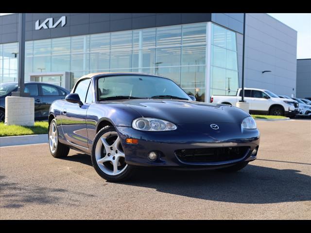 used 2001 Mazda MX-5 Miata car, priced at $11,000