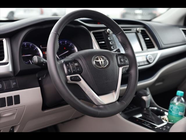 used 2018 Toyota Highlander car, priced at $27,923