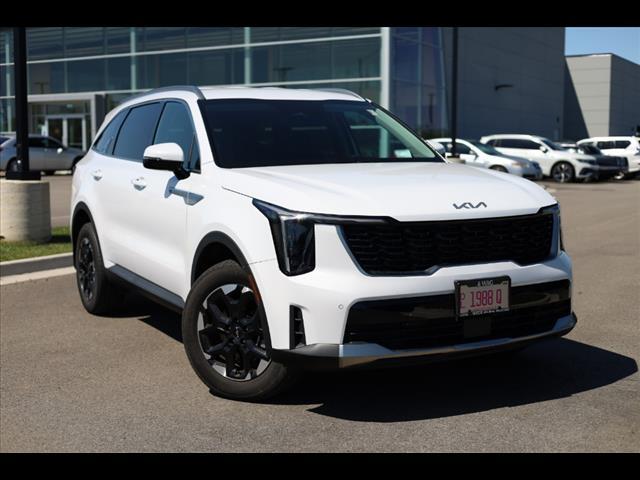 used 2025 Kia Sorento car, priced at $38,955