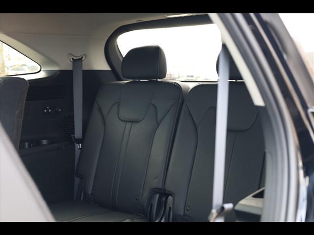 used 2022 Kia Sorento car, priced at $26,923