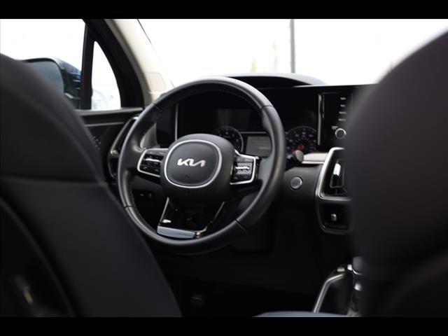 used 2022 Kia Sorento car, priced at $26,923