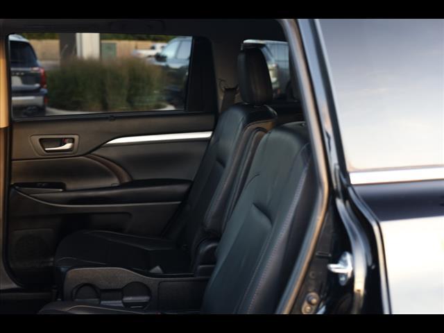 used 2019 Toyota Highlander car, priced at $28,523