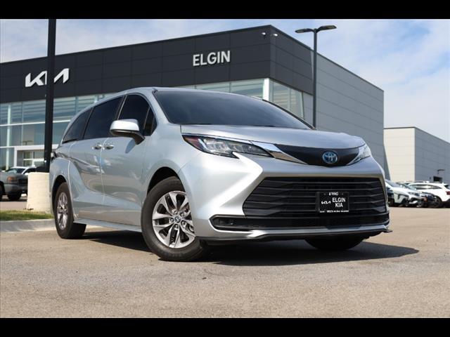 used 2023 Toyota Sienna car, priced at $39,923