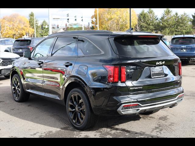 used 2023 Kia Sorento car, priced at $33,111