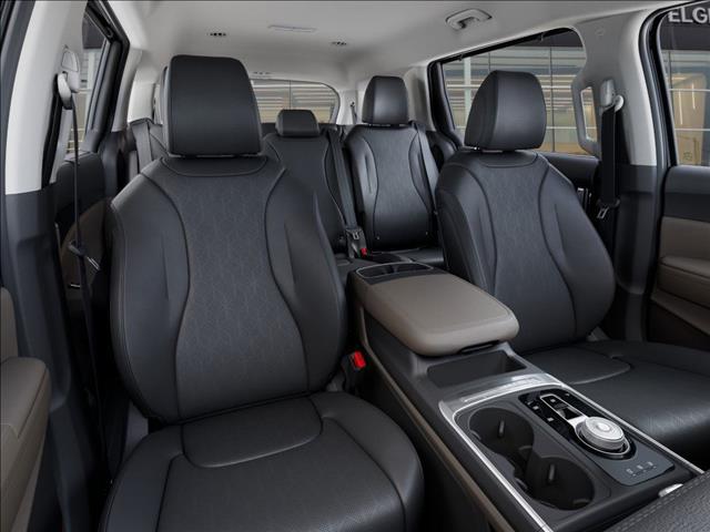 new 2025 Kia Carnival car, priced at $44,360