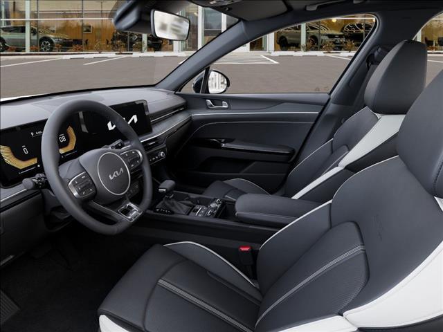 new 2025 Kia K5 car, priced at $30,191