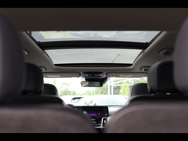 used 2023 Kia Sorento car, priced at $32,523