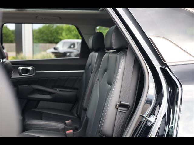 used 2023 Kia Sorento car, priced at $32,523