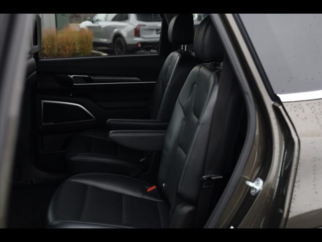 used 2022 Kia Telluride car, priced at $32,923