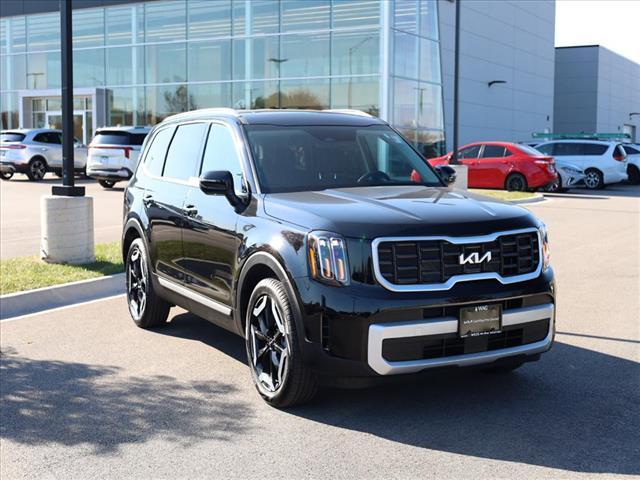 used 2024 Kia Telluride car, priced at $35,492