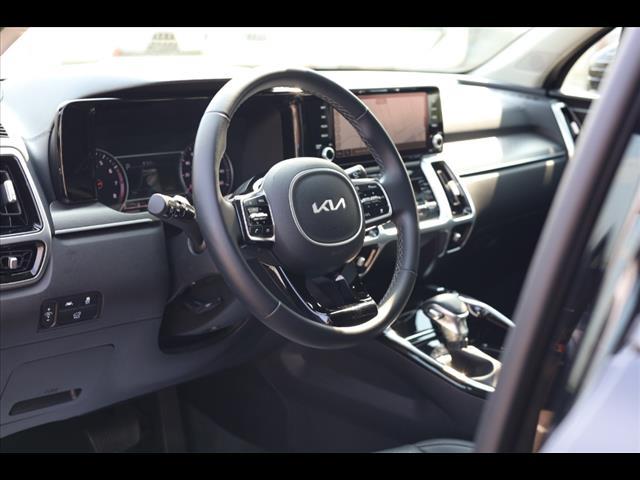 used 2022 Kia Sorento car, priced at $31,923