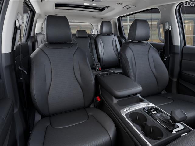 new 2025 Kia Carnival car, priced at $52,755