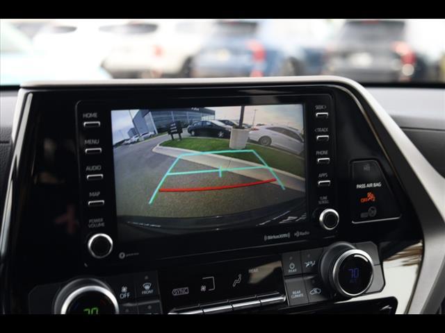 used 2021 Toyota Highlander car, priced at $25,923