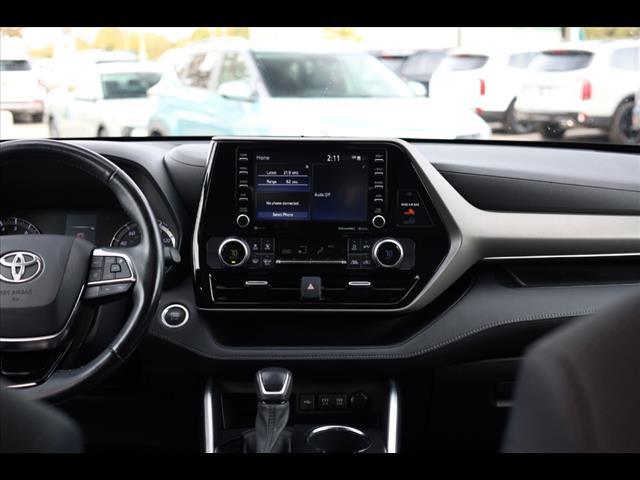 used 2021 Toyota Highlander car, priced at $25,923