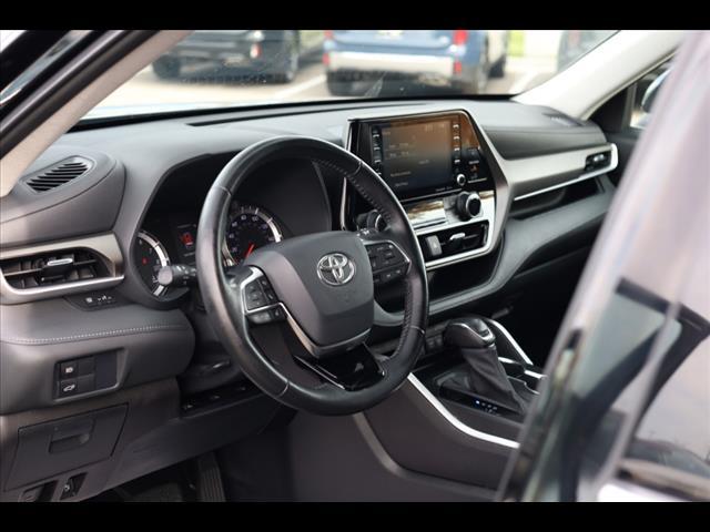 used 2021 Toyota Highlander car, priced at $25,923