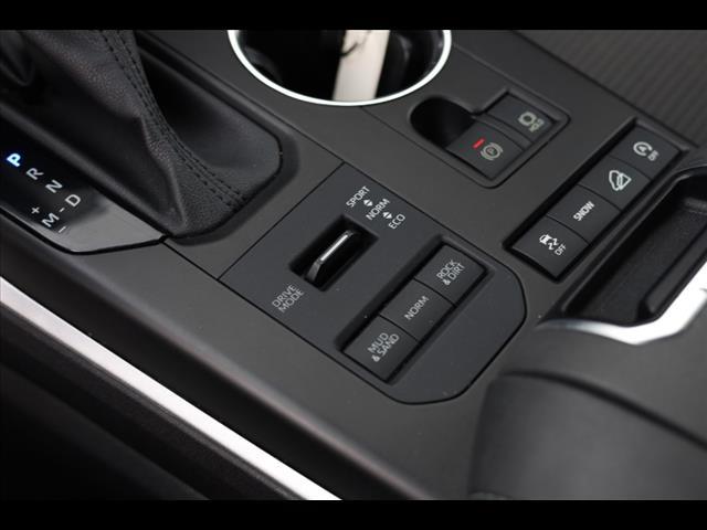 used 2021 Toyota Highlander car, priced at $25,923