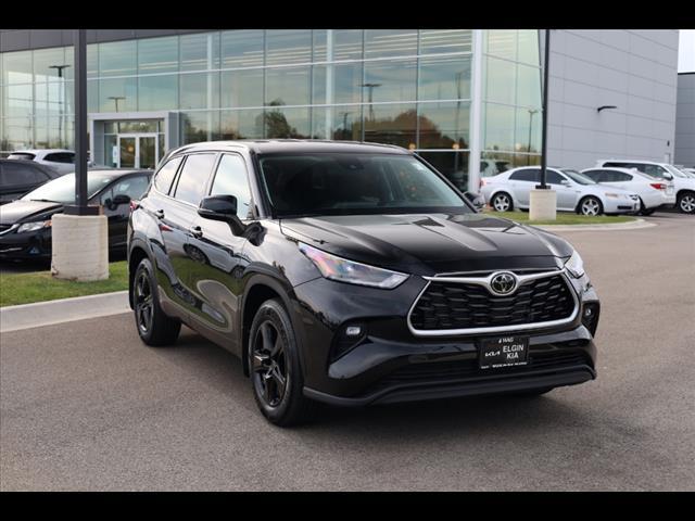used 2021 Toyota Highlander car, priced at $25,923