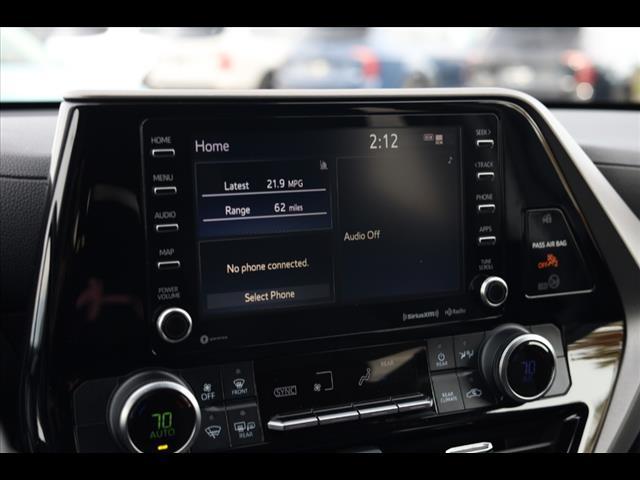 used 2021 Toyota Highlander car, priced at $25,923