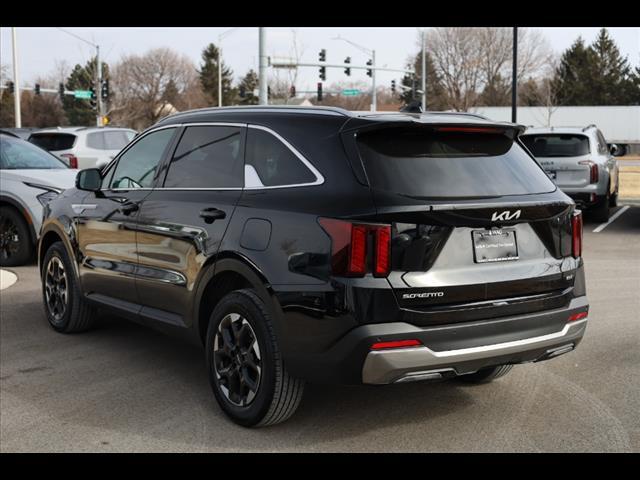 used 2024 Kia Sorento car, priced at $35,501