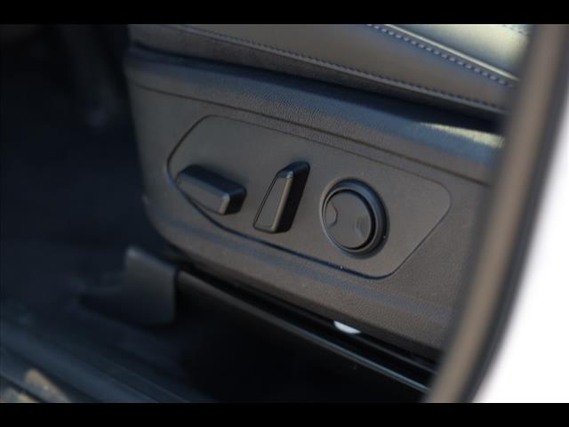 used 2024 Kia Sorento car, priced at $33,861