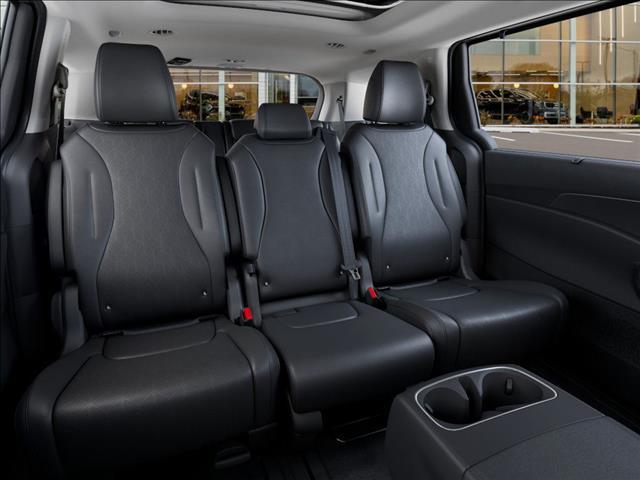 new 2026 Kia Carnival Hybrid car, priced at $51,875