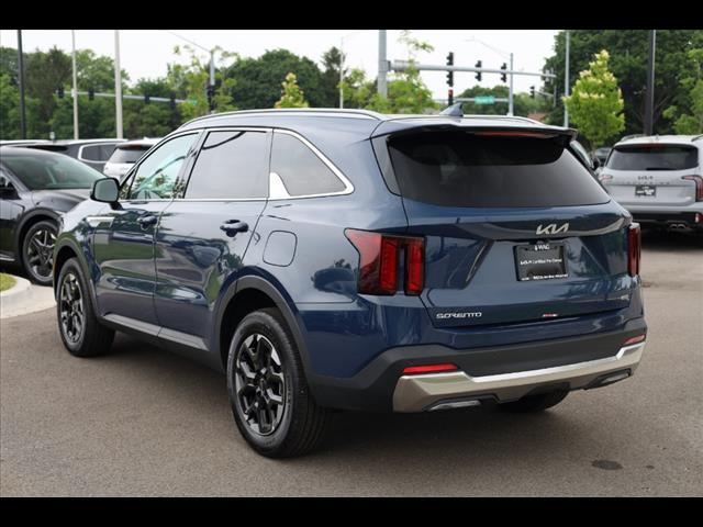 used 2025 Kia Sorento car, priced at $37,901