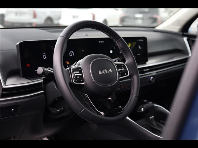 used 2025 Kia Sorento car, priced at $37,901