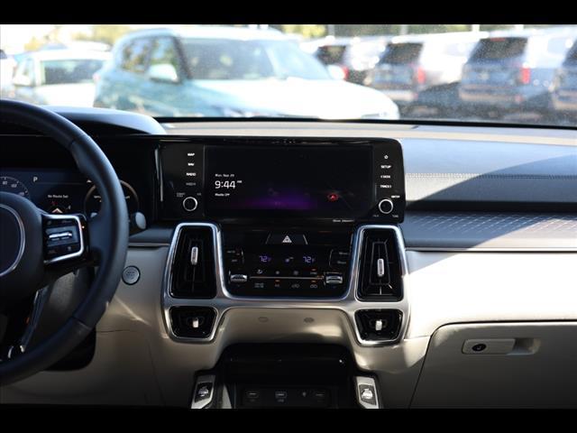 used 2022 Kia Sorento Plug-In Hybrid car, priced at $30,923