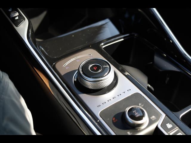 used 2022 Kia Sorento Plug-In Hybrid car, priced at $30,923
