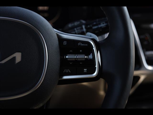 used 2022 Kia Sorento Plug-In Hybrid car, priced at $30,923