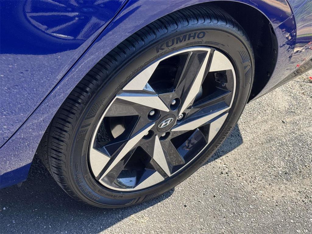 used 2022 Hyundai Elantra car, priced at $18,998