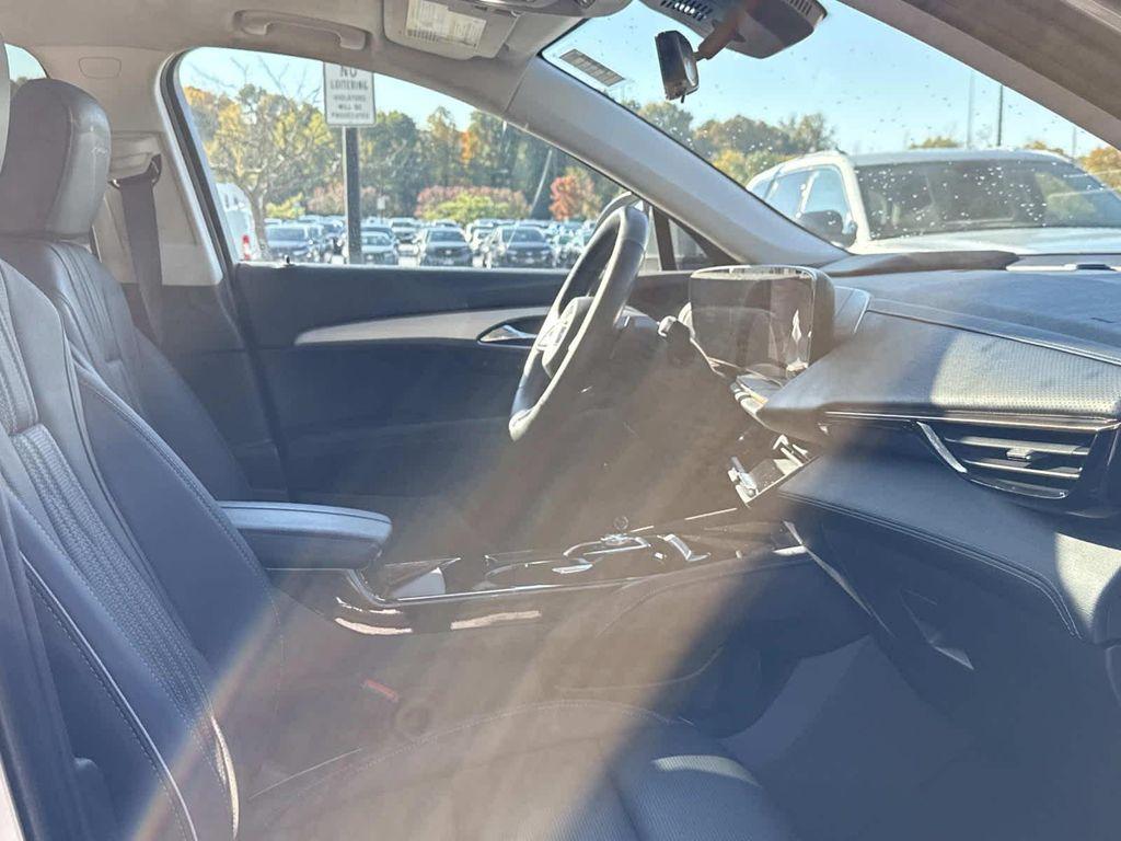 used 2024 Buick Envision car, priced at $37,000