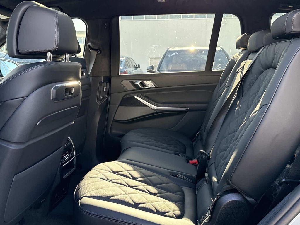 new 2026 BMW X7 car, priced at $95,095