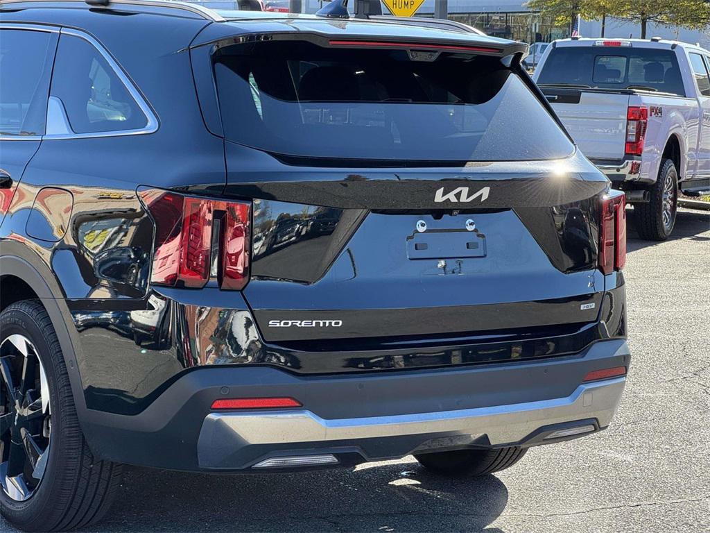 used 2025 Kia Sorento Hybrid car, priced at $38,444