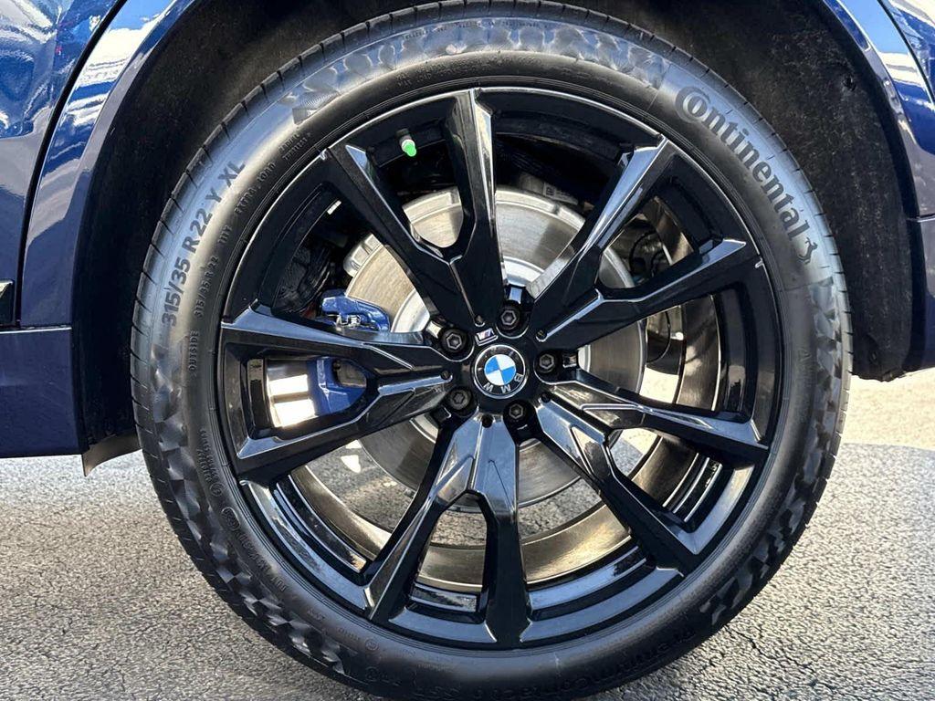 new 2026 BMW X7 car, priced at $104,590