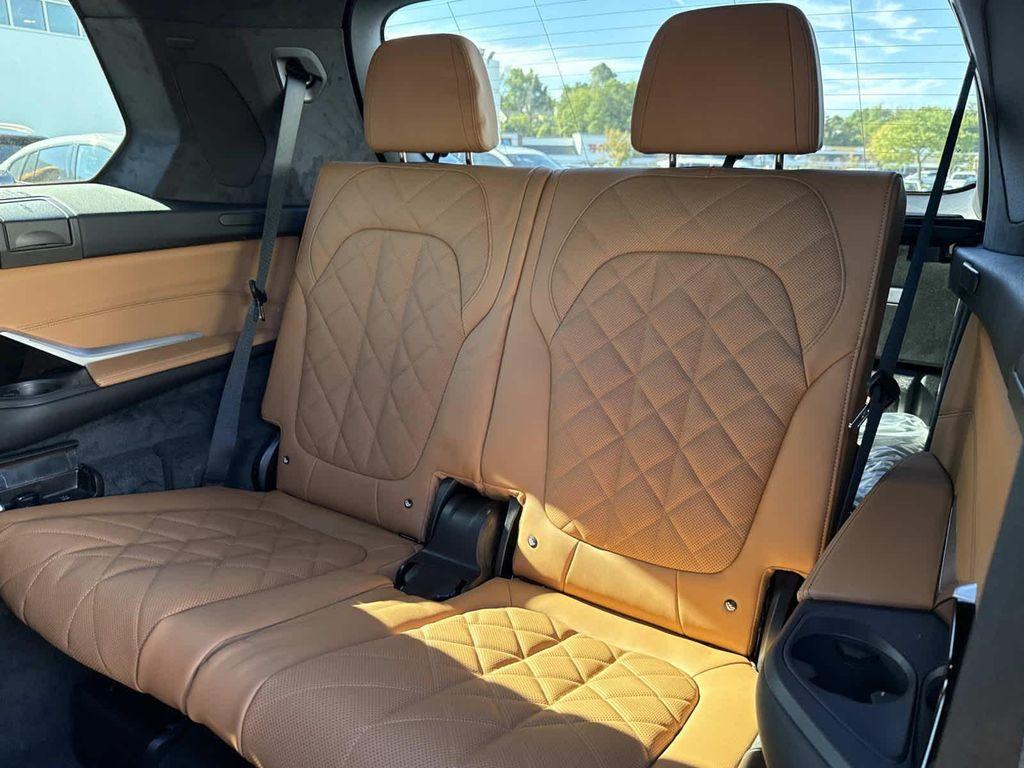 new 2026 BMW X7 car, priced at $104,590