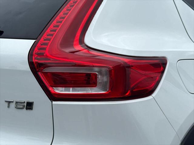 used 2020 Volvo XC40 car, priced at $20,000