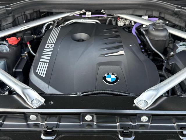 new 2026 BMW X7 car, priced at $102,830