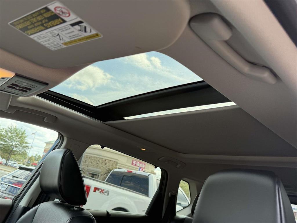 used 2021 Nissan Rogue car, priced at $18,787