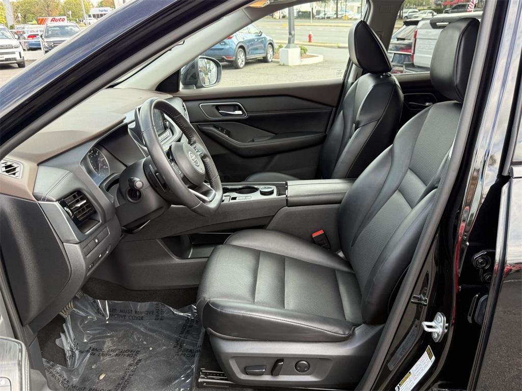 used 2021 Nissan Rogue car, priced at $18,787