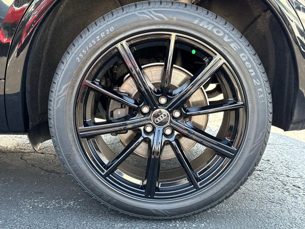 used 2022 Audi SQ5 car, priced at $38,400