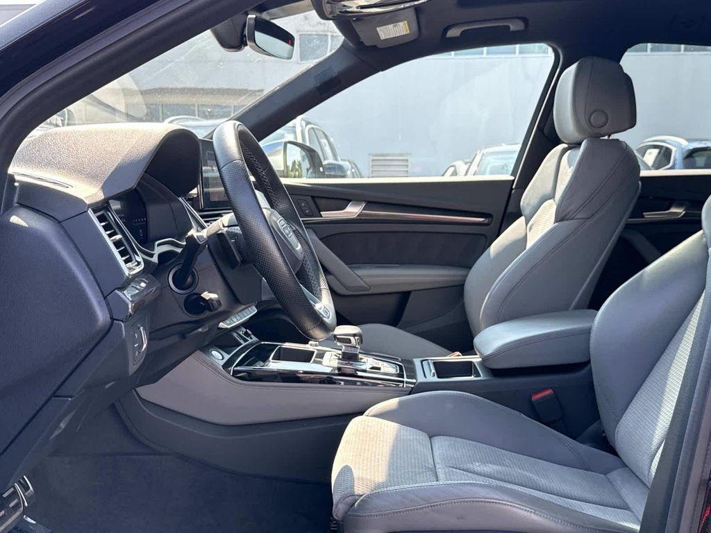 used 2022 Audi SQ5 car, priced at $38,400
