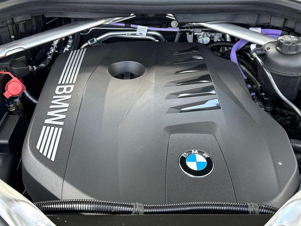 new 2026 BMW X7 car, priced at $105,380