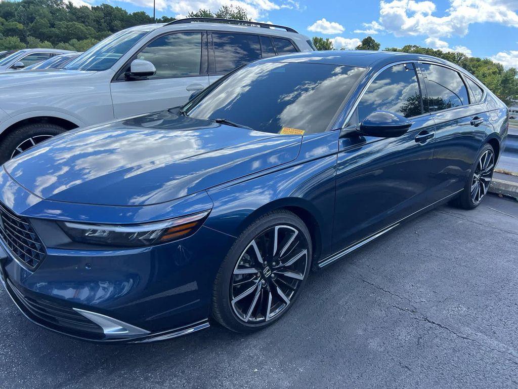 used 2024 Honda Accord Hybrid car, priced at $32,900