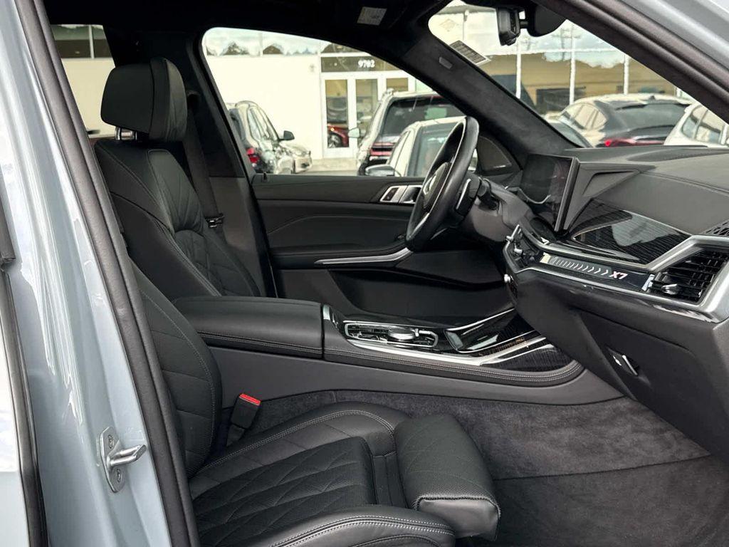 used 2024 BMW X7 car, priced at $75,400