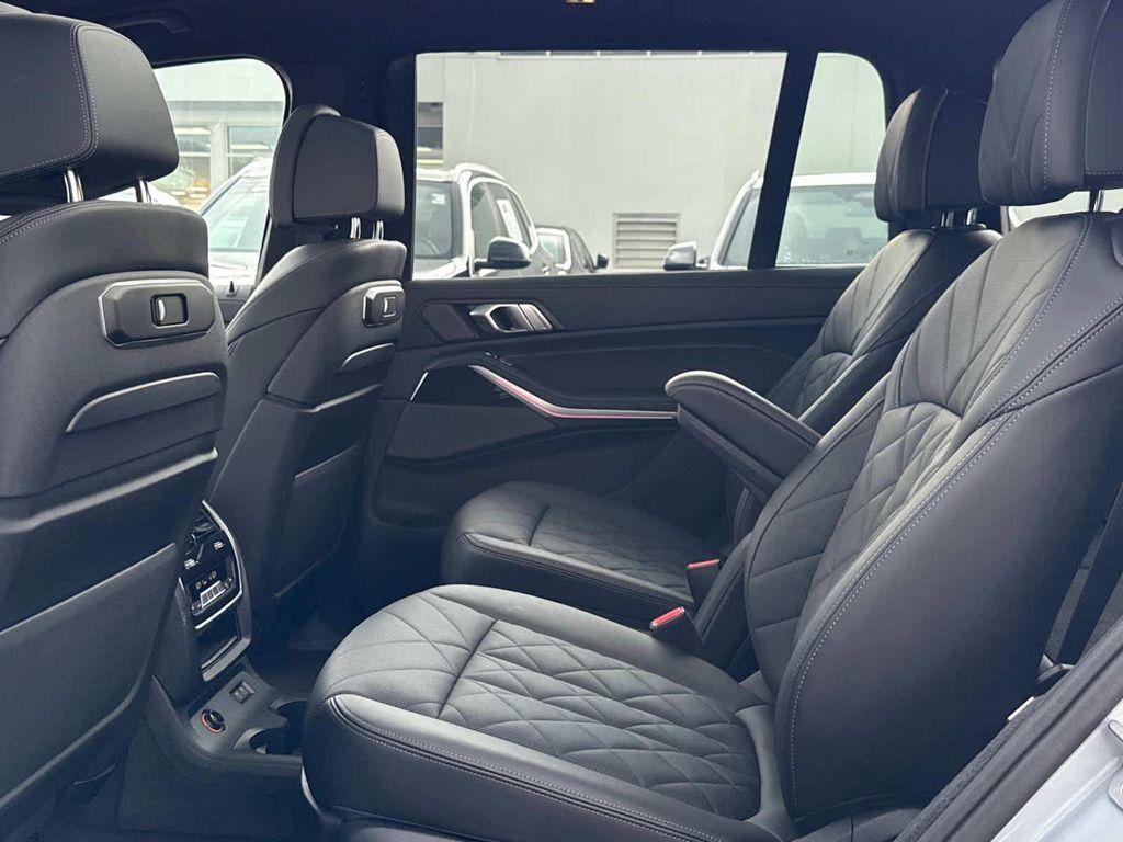 used 2024 BMW X7 car, priced at $75,400