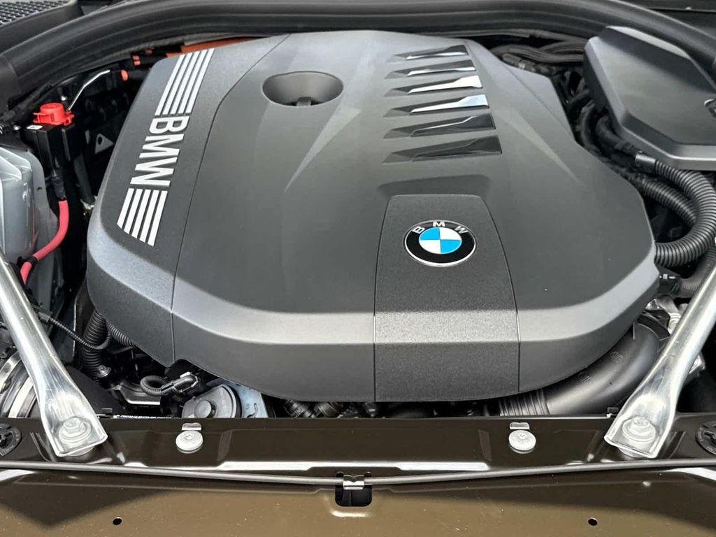 new 2026 BMW 550e car, priced at $86,410