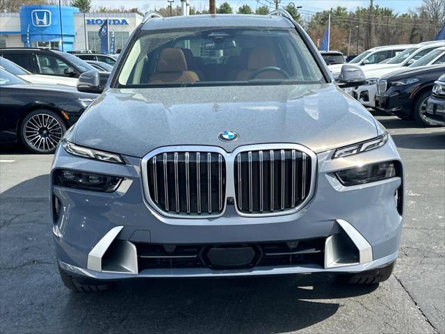 new 2025 BMW X7 car, priced at $92,655