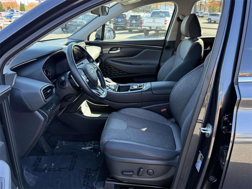used 2023 Hyundai Santa Fe car, priced at $25,454