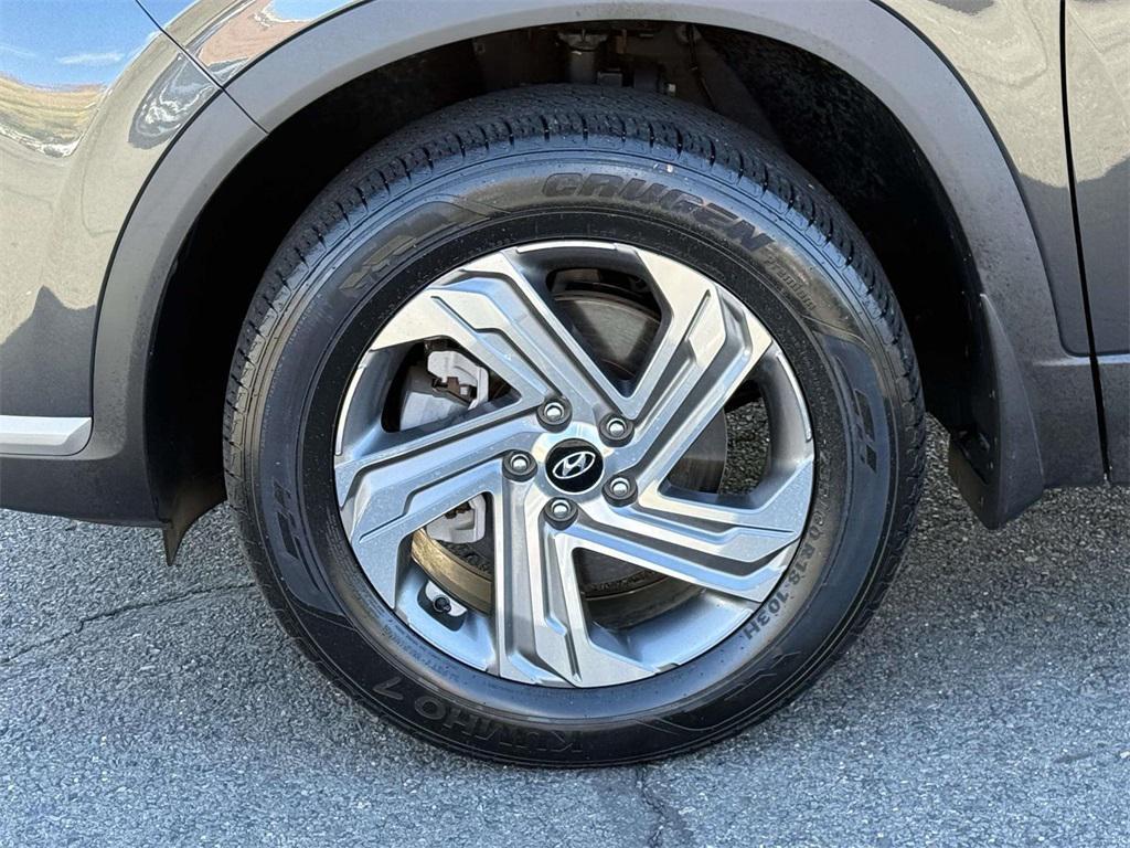 used 2023 Hyundai Santa Fe car, priced at $25,454